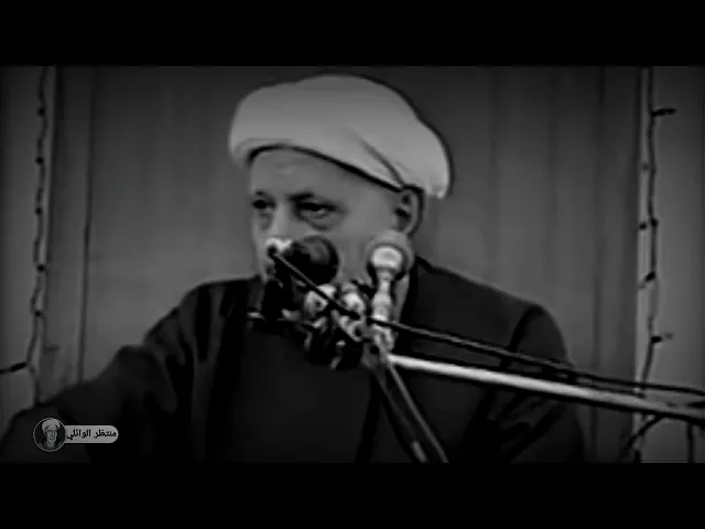 ⁣السجود فقط الى الله عز وجل ❤