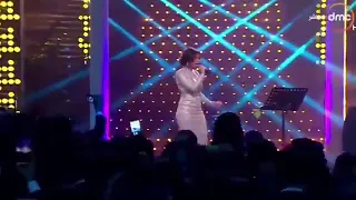   خليه يدور عليا كل شويه و ميلاقنيش     شيرين دندنها