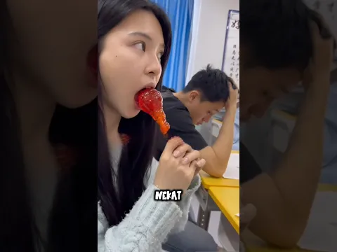 Dia ngeyel tetep makan permen anomali itu #shortviral