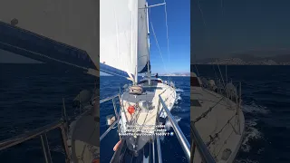 Et maintenant… on va où ?? 🌍⛵#corailleenvoyage #fyp #boatlife #voilier #navigation