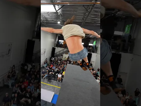 He completely missed the platform!