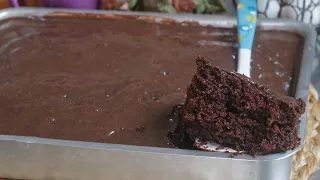 BOLO DE CHOCOLATE QUENTE | O BOLO DE CHOCOLATE MAIS FOFINHO E MOLHADINHO DA SUA VIDA!