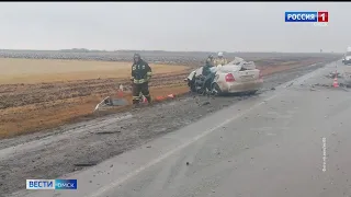 В Омске дороги покрылись льдом — на дорогах затруднения