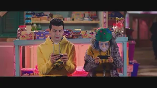 الحاجه سكسكه بتلعب بابجي مع مأمون في الحاره 