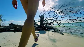 Ep. 117, Extreme Beauty 🏝 Beer Can Island!