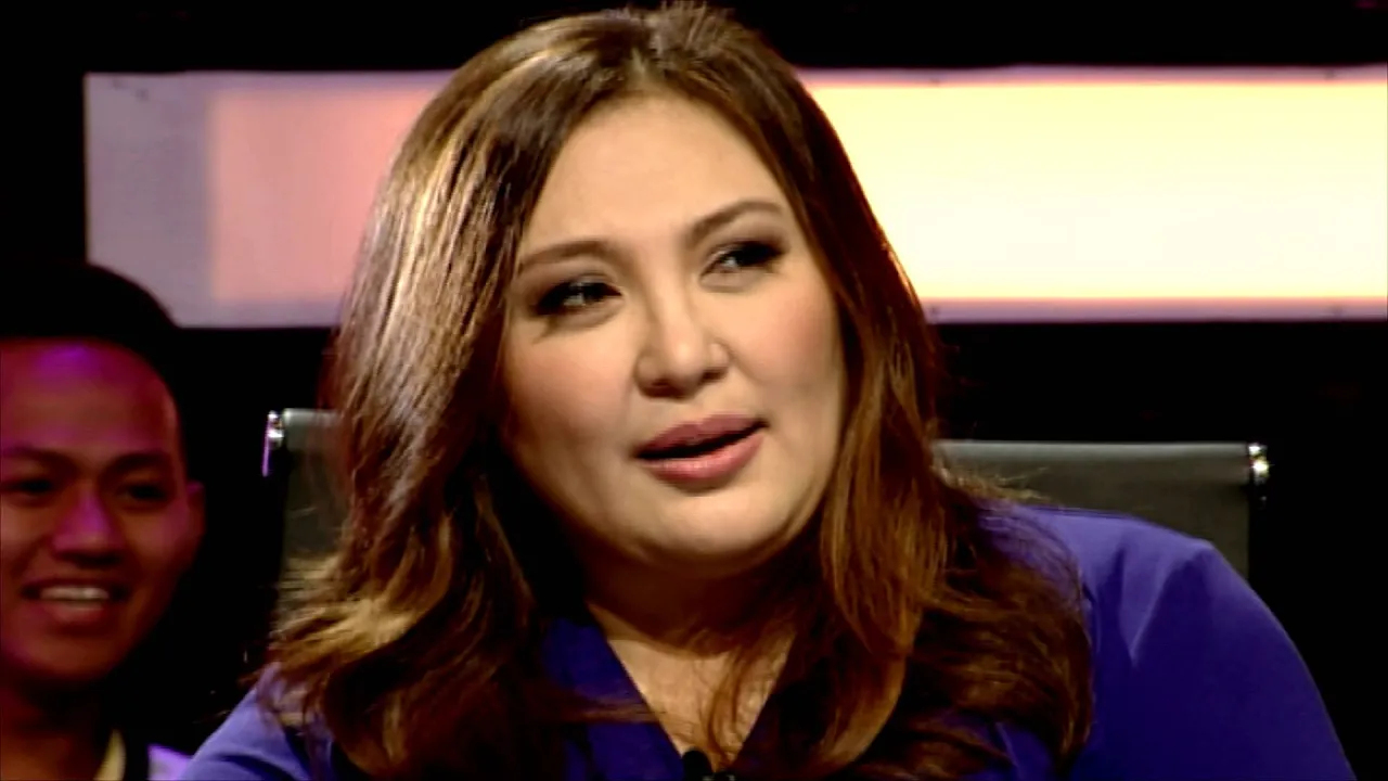 Your Face Sounds Familiar: Melai Cantiveros as Nora Aunor - "Pearly Shells" Your Face Sounds Familiar: Melai Cantiveros as Nora Aunor - "Pearly Shells"