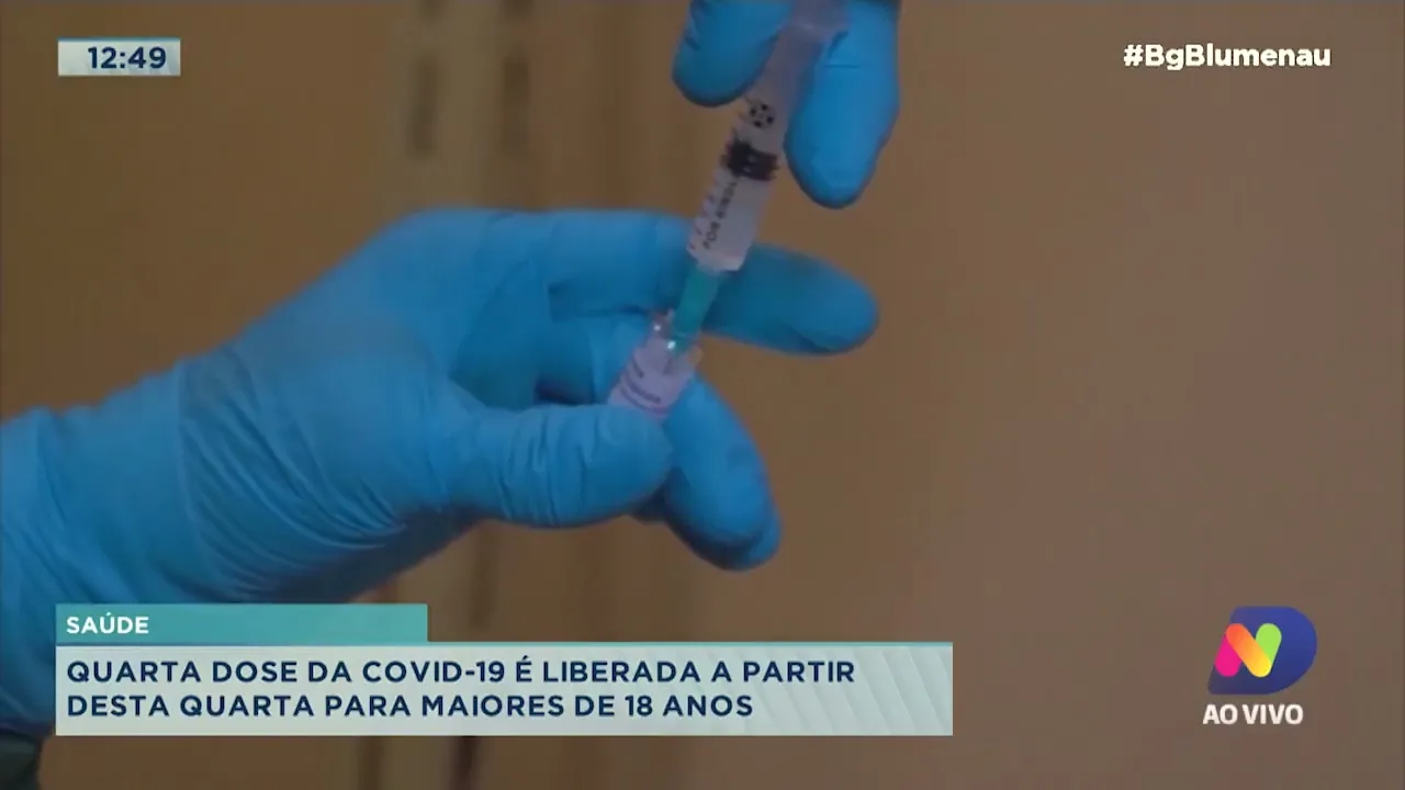 Quarta dose da Covid-19 é liberada para maiores de 18 anos