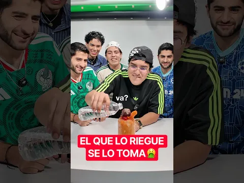 EL QUE LO RIEGUE SE LO TOMA🤮🤣