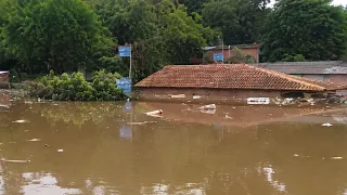 Unas 200 familias afectadas por inundaciones en el barrio San Rafael de Ciudad del Este