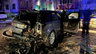 В Омске подростки по заказу сожгли «Рендж Ровер»