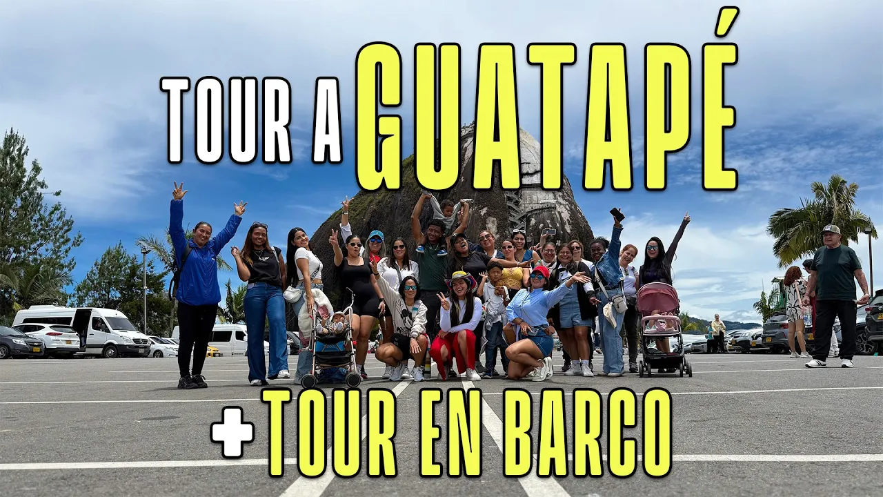 Tour a Guatapé: paseo en barco por el embalse de El Peñol