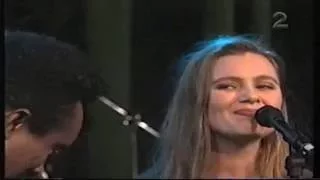 Jessy Dixon and Elsa Harris featuring Jørn Hoel