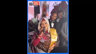 تكريم الفنانه ندي القلعه لدعمها للجيش السوداني من قبل أسرة الخندقاوي 