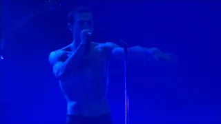 The Neighbourhood Blue Live Performance 2019 