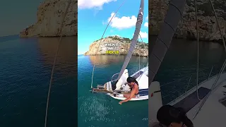 Snubbin! #sailingboat #anchorlife #cruisinglife #boatlife