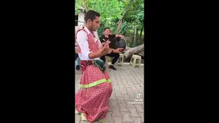 أجمل أغنية الصف   نبغي نجي نبغي و سمعت كلمة    دندنها