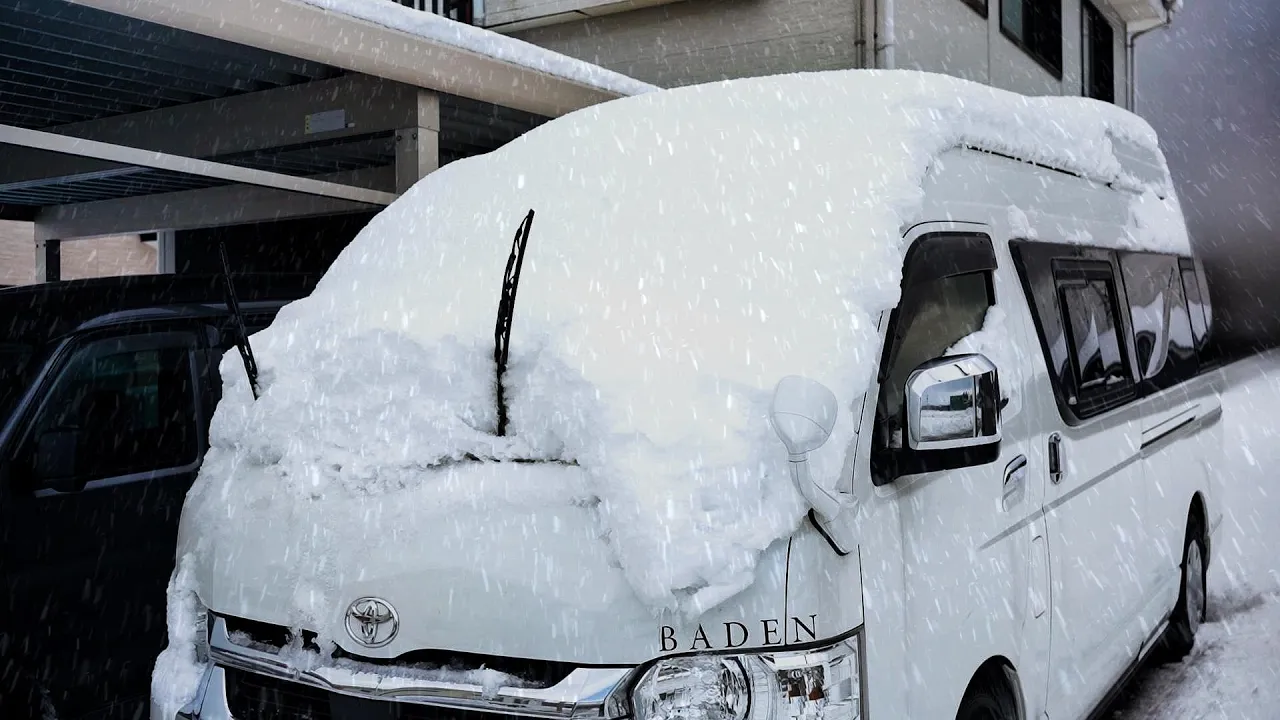 大雪と最強寒波から避難した真冬の無計画 車中泊旅/新潟→山梨 総集編|ハイエース キャンピングカー旅
