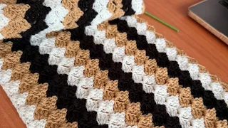 UNIQUE & Stunning Crochet Pattern For Scarfs, Cardigans, Blankets & Shawls | 1 - Row Repeat Stitch