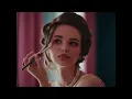 Julia Meladin - Ist das ok? (Offizielles Video)