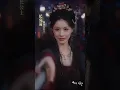 천 년간 봉인된 살신과 계약한 그녀! 비참한 죽음의 운명을 보고 하늘을 거슬러 결말을 바꾸기로 맹세한다!