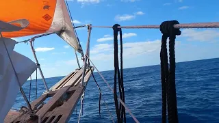 Sailing Into Oblivion Podcast EP#422 Offshore Recordings with Background Sailing View Loop