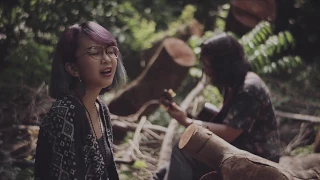 Download AGNIMAYA - MERAKIT DAN PERGI (OFFICIAL MUSIC VIDEO) MP3