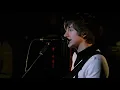 Download Lagu Arctic Monkeys - Teddy Picker (Live At The Apollo in December 2007) [HD] 1080p)