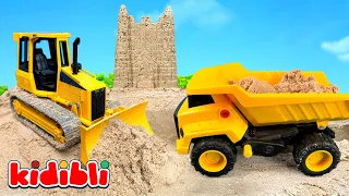 🚜 Budowa Zamku z Piasku! 🪏 Koparka, Ciężarówka i Maszyny Budowlane dla Dzieci | Kidibli
