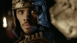 REIS NOVELA: Filisteus ateiam fogo em plantação de Saul