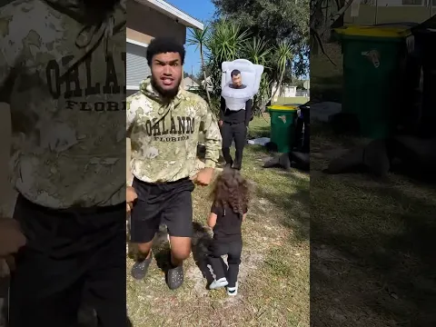Skibbity Toilet Chases George 😳😳