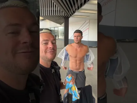 JE PARS UNE SEMAINE À MYKONOS AVEC AD LAURENT
