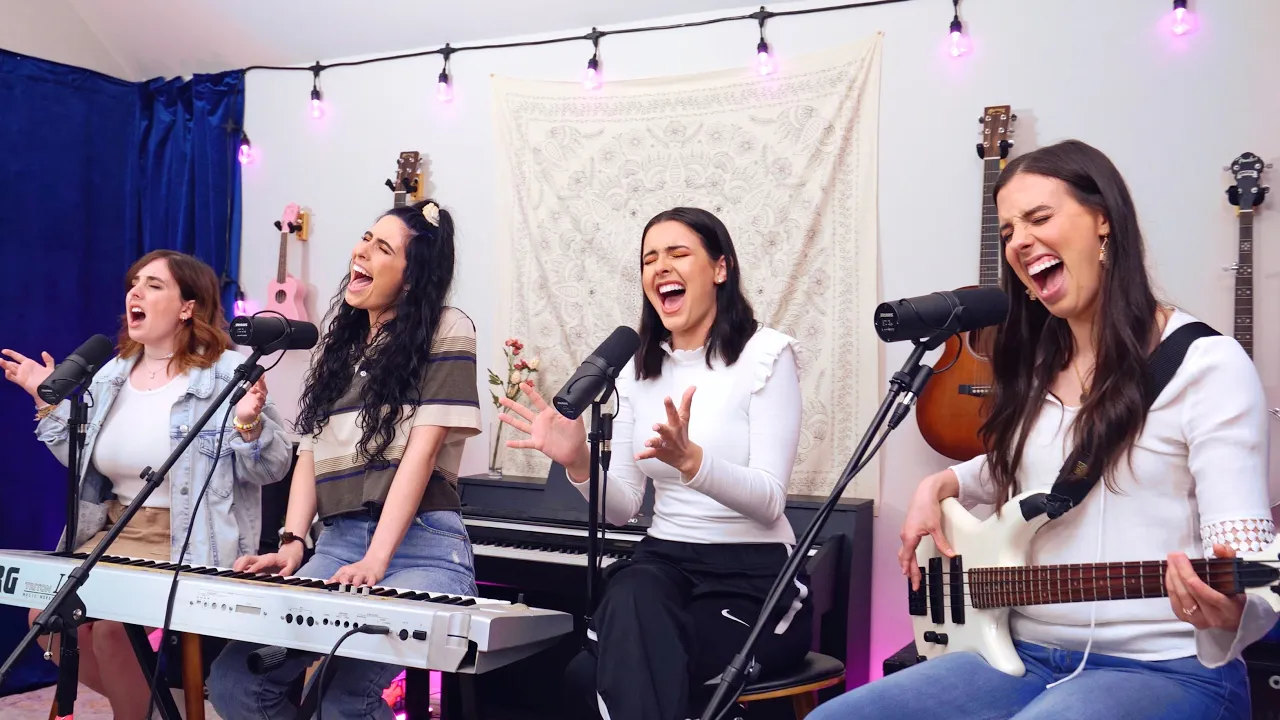 Sarah & John McMillan - King Of My Heart (Acoustic Worship Cover) Sarah & John McMillan - King Of My Heart (Acoustic Worship Cover)