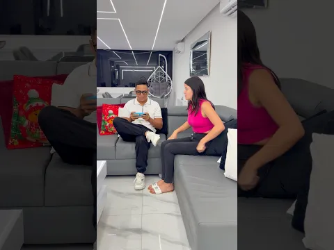 ¿Que crees que hacía en el baño? 😱comenta ⬇️ part 2 #shorts