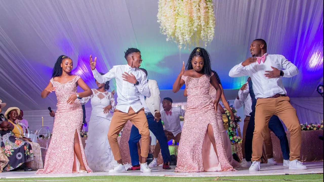 MAKHADZI- MURAHU BRIDAL TEAM DANCE, WAIT FOR THE GROOM🔥🔥🔥