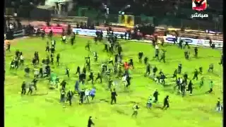 الاحداث الوحشية بعد مباراة الاهلي والمصري دندنها