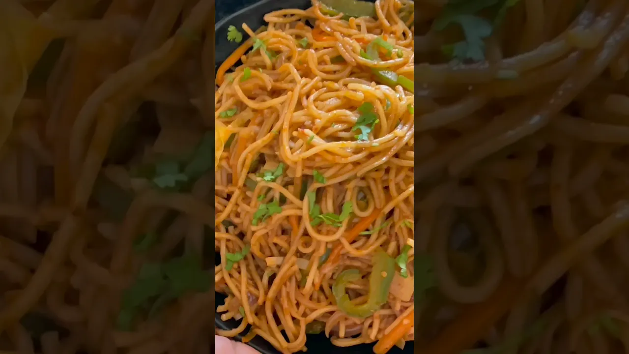 #noodles #noodlesrecipe #shortsfeed #shortsreels #shortvideo #recipe #streetfood #chinese #snacks