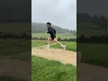 Download Lagu Er is iets speciaals aan hardlopen in de regen