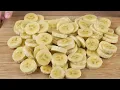 Banana cream, super firm and sugar-free, it’s perfect for decorating cakes.