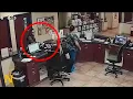 Download Lagu A shaking woman secretly slips a handwritten note to a veterinarian