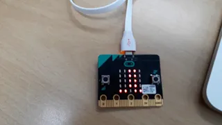 Micropython MIcrobit Hello World