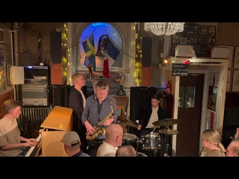Jonathan Jessen Trio, bild 3