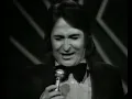 Un Beso y una Flor - Nino Bravo