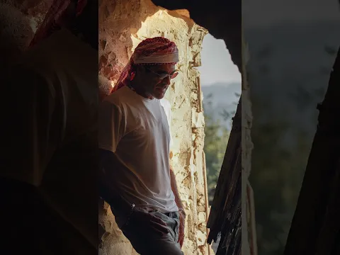 ولمّا فتّحت عيوني صاروا عيونو يحكوني #WaelKfoury #Mahboubi #محبوبي
