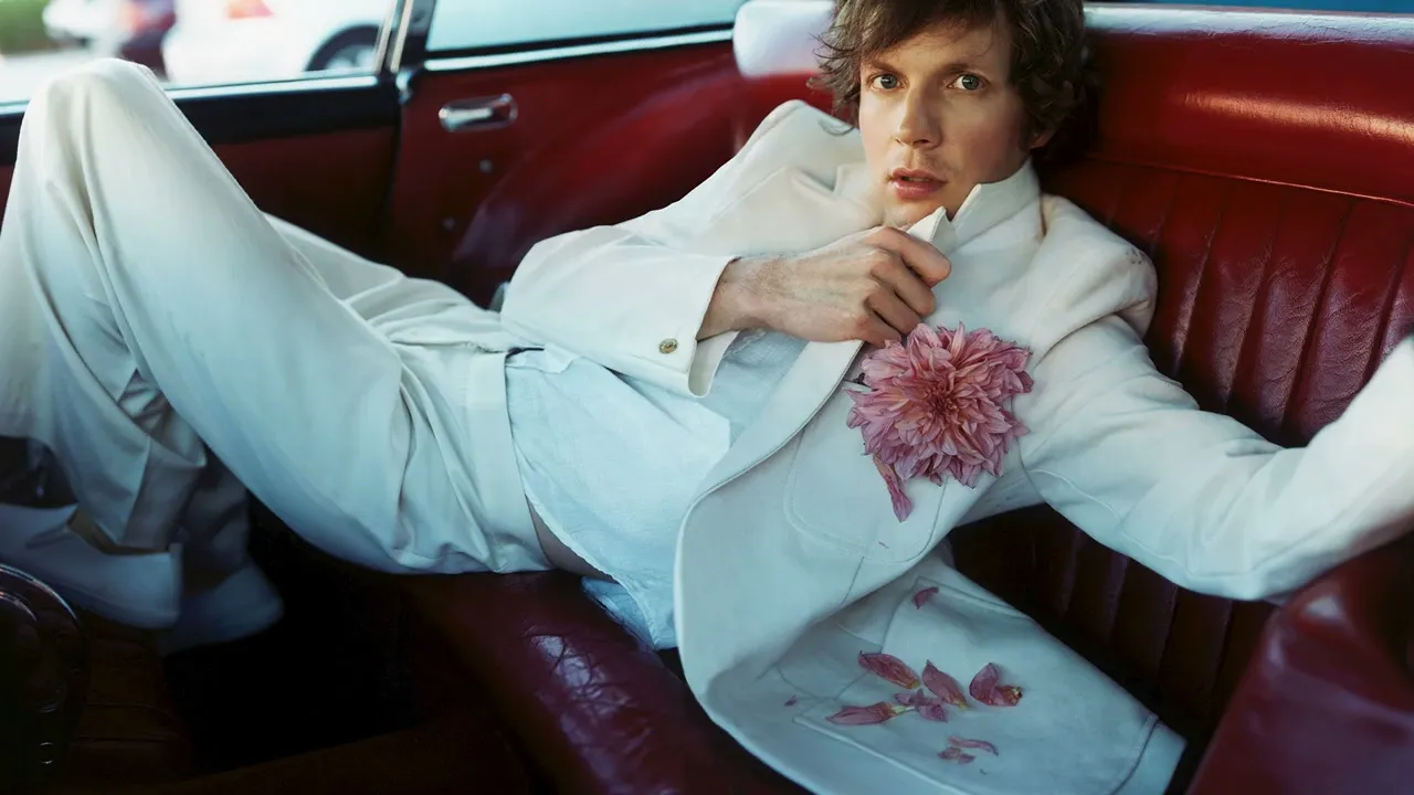 Beck - Love (Audio)