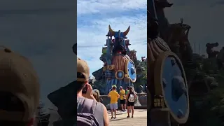 عدينا يا شــوق عديناعلـى بـر الهوى رسيناعدينا يا شــوق عدينا 