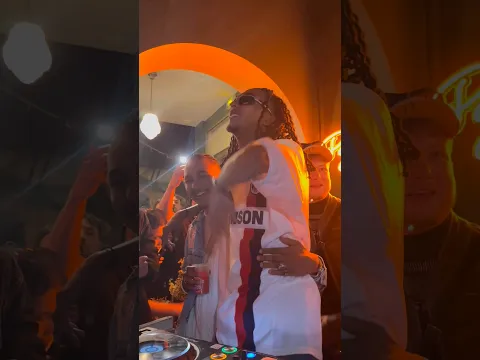 on a fêté pour la sortie de mon album !