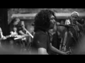 Download Lagu อยากได้ยินว่ารักกัน - เสก Loso Live at Parking toys