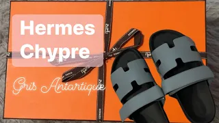 Download Hermes Chypre in Gris Antartique MP3