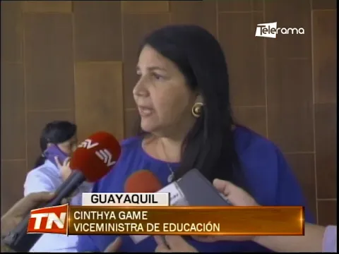 Existe un déficit de 4 mil maestros en el régimen Costa - Galápagos