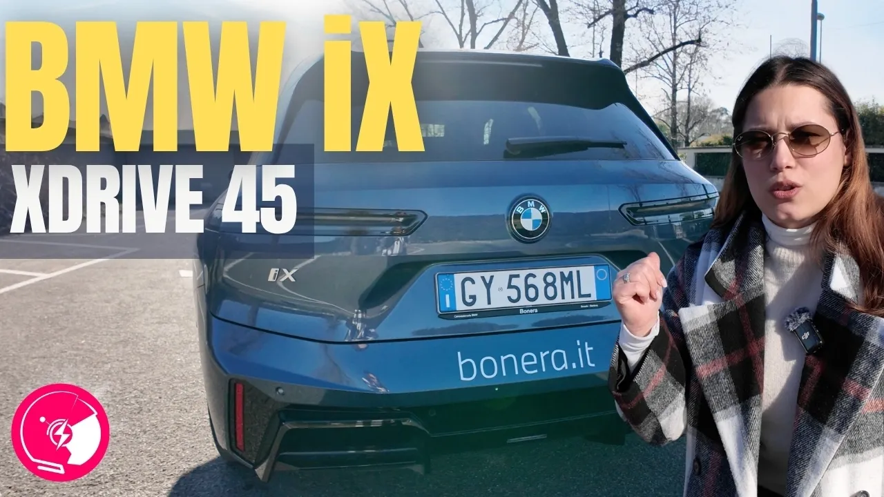 BMW iX xDrive45 alla prova: comfort elevato, spazio non sempre all’altezza